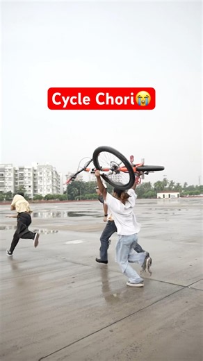Cycle Chori Hogayi😭 #stunt #mtb #bikestunt #bikes #mtblife #bikelife #bikelover #cyclestunt #cycle