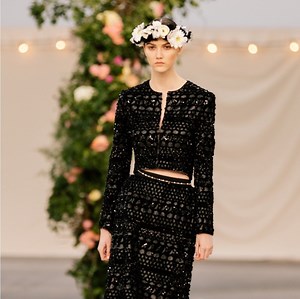91K views · 5.9K reactions | The precise lines of a CHANEL suit reinterpreted in refined macramé embroideries. The CHANEL Haute Couture Spring-Summer 2021 show, filmed by Anton Corbijn. See all the looks at chanel.com/-HC_SS21 | CHANEL | Facebook