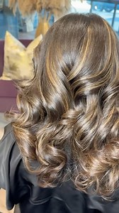 Volume Weft Microlinks sprays gives what the girls need it to give 🤸🏾‍♀️💜✨ This method allow for maximum volume and full coverage. Most people days it feels like a sew in. And I agree! This method involve sewing weft extensions onto microbeads for a seamless finish! • • • #brazilianblowout #southlake #Dallas #fyp #curlyhairsalon #naturalhairstylistnearme #dallasnurse #dallasmicrolinkextensions #dallasktips #dallasextensions #dallasbridalhair #dallasbridalstylist #dallasinvisiblebeadextensions