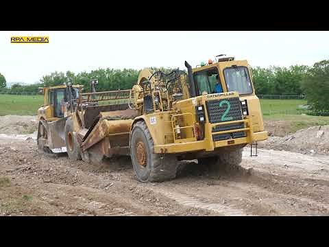 Caterpillar 621E scrapers
