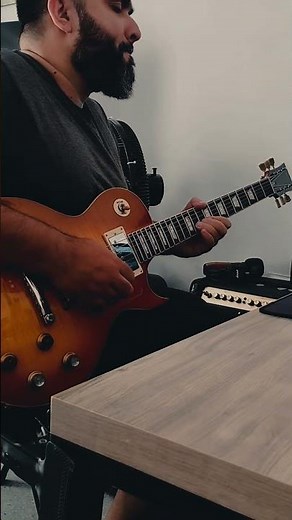 Slow Blues Guitar SOLO 🎸🔥#guitar #guitarsolo #vintageguitars_official #guitarblues #tonex #marshall