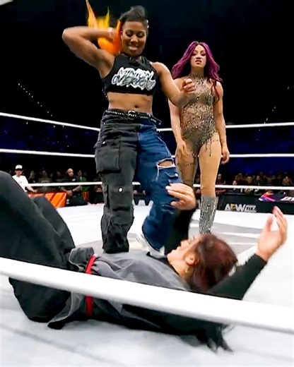 Mercedes Moné and Athena ambush AEW Women’s World Champion Kris Statlander! 😳 Fright Night #AEWDynamite is LIVE NOW on TBS & streaming on HBO MAX! | All Elite Wrestling