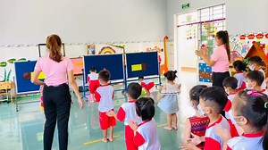 Hoạt động chắp ghép hình học thành hình mới theo ý thích ❤ 👉 Đăng ký tham gia Khóa Đào tạo Giáo viên STEAM Online tại link: https://forms.gle/DUHGKMfN5US1xvE88 | Thầy Phúc STEAM