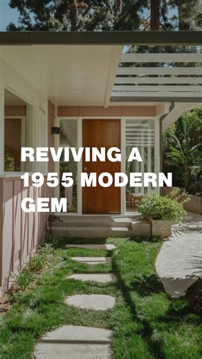 Set behind tall walls and framed by mature trees, this mid century home sits quietly on one of WPA’s most architecturally storied streets. Once the domain of mid-century modernist visionaries like Garrett Eckbo and Pierre Koenig, the area remains a touchstone of thoughtful design - and this 1955 glass house feels right at home among them. Follow the link in bio to see more⁠ or comment “Article43” to receive the article link in your DMs⁠ ⁠ ⁠ Ph. via Zillow⁠ ⁠ ⁠ #midcenturyarchitecture #midcentury