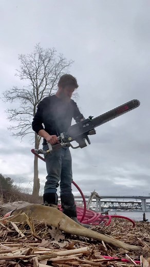 The best part about Commercial Diving?? The Toys!! #commercialdiving #dimond #chainsaw #underwaterwelding