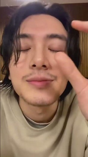 Fujii Kaze jamming to Ditto by New Jeans #fujiikaze #ditto #newjeans #music