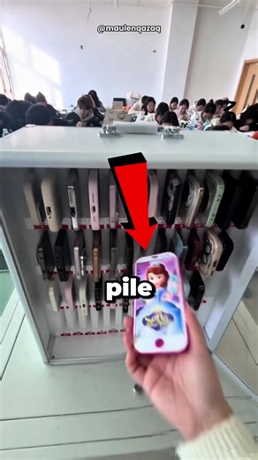 A Fake Phone Fooled The Teacher!😲
