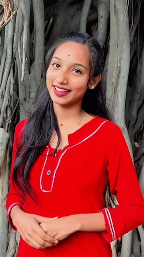 𝙎𝙤𝙬𝙢𝙞𝙞>>💙🌙 on Instagram: "💙🫣 #instagram #sowmi #tamil#love #song #reels #trending #support #like"