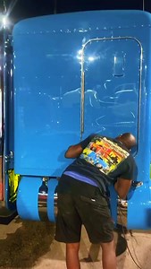 13K reactions · 937 shares | 識 “El verdadero hombre se nota en cómo cuida su camión” #TruckerZone # #Camioneros #FuerzaTrucker #fypシ゚viralシ #CamionLimpio #OrgulloTrucker | Tucker Zone | Facebook