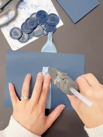 DIY Pocketfold Wedding Invitation Tutorial