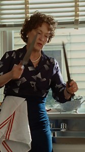 Wir wissen, was wir mit 2021 machen - und ihr? Verbrennen, erschiessen, nie wieder daran denken oder war es eigentlich doch ganz schön? Wie war es für - fantastisch oder furchtbar, super oder sonderbar? Und fehlt einfach nur ein wenig mehr #sixx? 🥳 #video #2021 | sixx