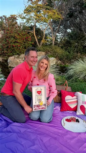 Personalized M&M’S from @M&M'S US = instant husband win 💌 #MMSPartner The customization is my favorite part, add inside jokes, clip art, a photo, little messages… it’s fun and easy on MMS.com. And I got the cutest candy dispenser for the M&M’S too 💞 Plan a quick park date personalized M&M’S = fun, easy Valentine’s Day surprise 🥰 Simple, personal, and actually memorable #ad #mms #personalizedmms #valentinesdayideas