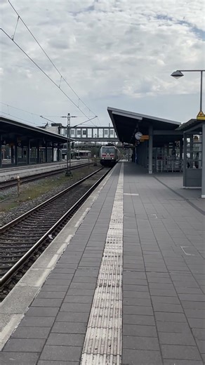 IC2 in Emden Hbf, Endet heute ausserplanmäßig hier #shorts #trainspotting #train #railway #intercity