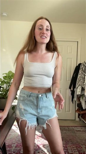 I am 5ft6in 123lbs wearing a size small in these jean shorts