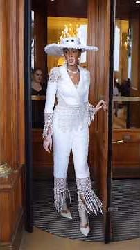 How Winnie Harlow revolutionized the fashion world #winnieharlow