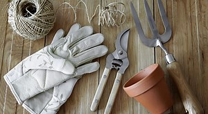 7 outils de jardinage indispensables !