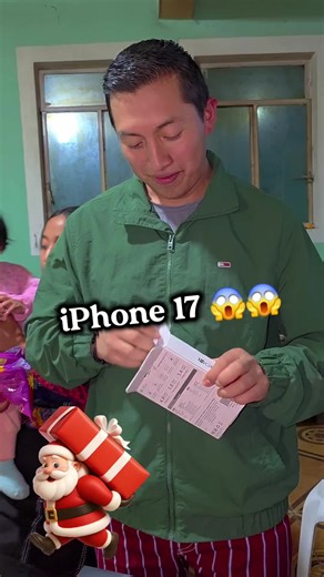 Deliciosos tamales y ponche para abrir regalos | Tamales