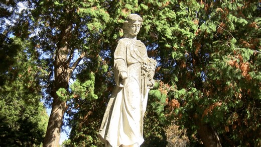 Hauntings with Hawk hosts ghost tours across SE Minnesota