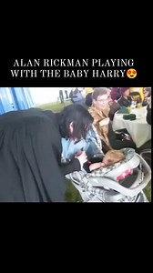 Alan Rickman playing with the baby Harry 👼🥺 ❾¾ Follow 🎯🌟 Harry Potter is life for more increadible🌠 and magical😌 content 👌✨ . . . 🎯VIDEO CREDIT - @universopotter . . . 🎯No copyright infringement intended.© All rights to j.k. Rowling and Warner Bros.© . . . .#harrypotter #harrypotterart #harrypotterfanart #harrypotterfandom #harrypotterfan #diagonalley #knockturnalley #harrypotterandthechamberofsecrets #borginandburkes #wizard #witch #jkrowling #art #artwork #illusion #painting #drawing 