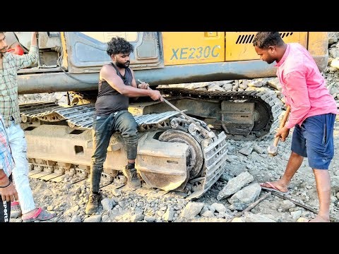 Excavator Track Repair: Field Challenges & Teamwork || Behtareen Team || On-Field Service Mode ⚙️