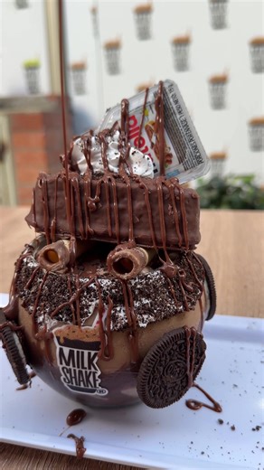 ¿Y esta malteadita cuál es? 🪿 😍 . 📍 Bogotá 🚩 Castilla: Calle 11A # 72A-48 🚩 Macarena: Calle 28 # 05b-65 (junto al Museo Nacional) 🚩 Suba: Calle 146C bis # 91-25 (Diagonal alcaldía de Suba) 🚩 Suba II: Calle 151 # 111A-56 🚩 Minuto de Dios: Diagonal 81D # 72C-76, local 1 📍 Medellín 🚩 Floresta: Calle 52 81-39 🚩 La 70: Calle 43 69A-05 🚩 Bello: Av 33 55-42 📍 Itagüí 🚩 Calle 65 45A-30, Barrio Simón Bolívar 📍 Pereira 🚩 Cra 12 2-13 La Rebeca 📍 Palmira 🚩 Calle 27 35-00 Estadio #malteadas 