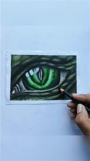 How to Draw a Realistic Dragon Eye 🐉👁️ | Easy Colored Pencil Drawing #shorts #art