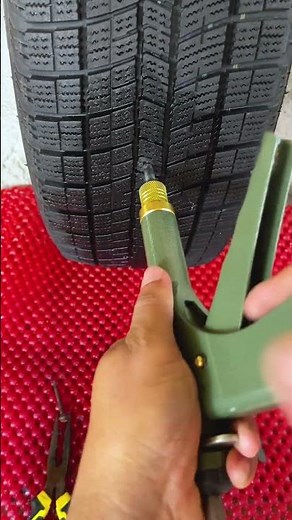 DIY Tire Repair in 30 Seconds – No Professional Help Needed!