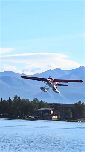 Da Havilland DHC-3 Turbo Otter departing Lake Hood Seaplane Base.