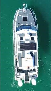 Sailfish 3500 with twin F300 Pearl White Yamaha Outboards