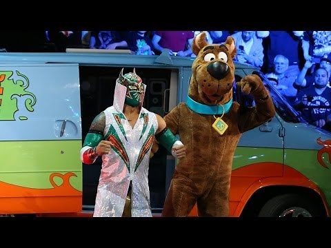 Sin Cara with Scooby-Doo by his side battles Damien Sandow: Raw, March 24, 2014