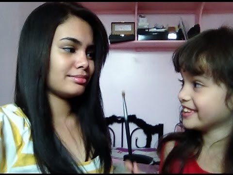 Little sister putting MakeUp on me like a PRO!