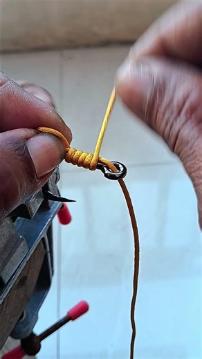 a very easy way to tie a fishing rod knot #fishing #shorts