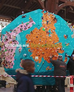 We rebuilt our World Icon to proudly stand in Central Station, Copenhagen, and celebrate World Children’s Day with UNICEF. Our unified message to everyone? Hope and creativity. | LEGO