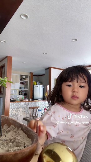 Good morning grandma & grandpa🥰 #cute #tradition #japan #fyp