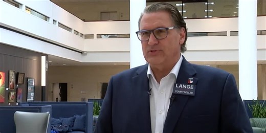 Democratic candidate for state comptroller makes campaign stop in Tyler