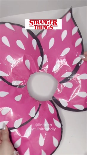 I ran out of red paper, so I used this color instead. What do you think?