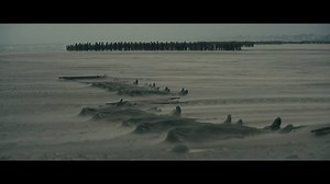 Christopher Nolan komt volgend jaar terug met het deels in Nederland opgenomen Dunkirk. Bekijk de eerste trailer en voeg hem toe aan je Watchlist via https://www.pathe.nl/film/21475/dunkirk Met onder andere Tom Hardy, Cillian Murphy, Harry Styles en Mark Rylance. | Pathé