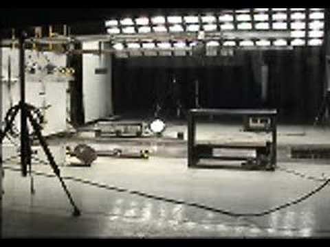 Crash Test of 2007 Toyota Matrix 4-DR. w/SAB