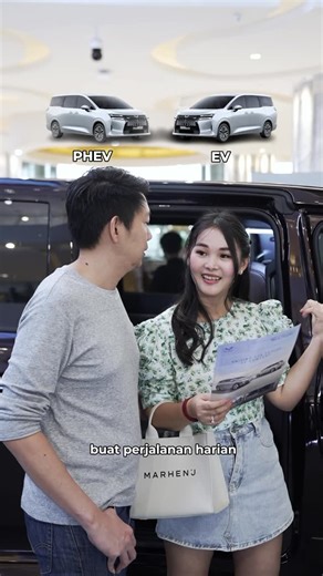 Shella | Mom • Kids • Entrepreneur Medan ✨ on Instagram: "Family time tapi tetap nyaman & effortless? 💙 Hari ini kami sekeluarga nyobain langsung Wuling Darion di YES – Year End Sale, Laguna Atrium – Deli Park Mall Medan (26–30 Nov 2025) dan jujur… ini MPV keluarga yang lengkap banget 😍 Mulai dari: ✔️ Endless Comfort – 7 seater lega, captain seat empuk, anak bebas gerak ✔️ Autocomfort Sliding Door – pintu geser otomatis, super praktis di parkiran sempit ✔️ Seamless Technology – 12.8” screen + 