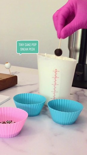 Sneak Peek at Tiny Cake Pop Box Tutorial | Bakers List Update