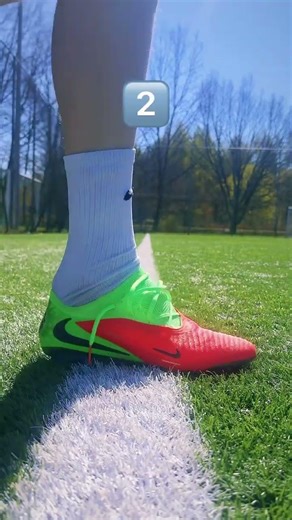 Peux-tu deviner quelle paire Elite se cache parmi ces trois Nike Phantom Haaland ?