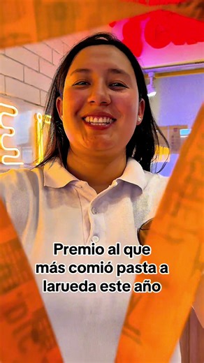 Envíaselo a esa persona que ama tanto la pasta de Cheese Wheel como nosotros 🥰🤤😍 . 📍CC Gran Estación - Local 306 📍CC Palatino - Local 325 📍CC Plaza Claro - Local 233 📍Chicó: Carrera 11 No 98-07 📍Usaquen: Cra 11D No 118A-95 📍Quinta Camacho: Cra 9 No 70A - 11 🛵Rappi 🌐 www.cheesewheelco.com . #champion #medal #winner