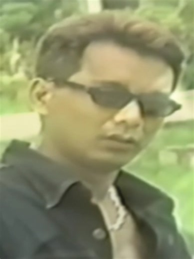 U Kyaw သည် TikTok ပေါ်တွင် ရှိသည်