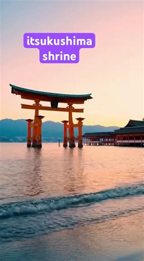 The Floating Shrine Gate Everyone Should See in Jap