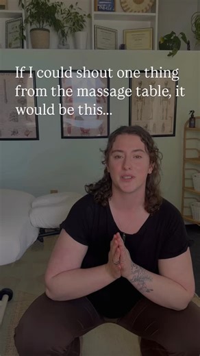 “One massage is not going to fix you.” We’ve all wanted to shout this to a client at least once 😅 Because it’s true. 👉 Chronic pain didn’t show up overnight, and it’s not leaving after 60-90 minutes on the table. 👉 Lasting change requires consistency. 👉 Clients often need more than massage alone, like movement, strength work, posture awareness, and stress management. As massage therapists, we care deeply about results. But part of our job is educating clients that we’re not magicians, we’re 