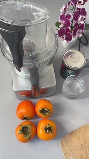 Recette deux ingrédients pour un p’tit dessert sans sucre sans farine sans matière grasse ajoutés ! Et trop bon 😋 #tiktokfood #recettefacile | Not So Superflu