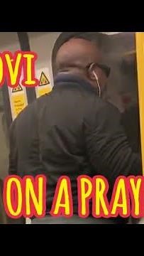 ロンドンの地下鉄でボンジョヴィの名曲を幾日も熱唱するおじさん 、そしてその後の幸せな展開 The man singing Bon Jovi's masterpieces.