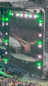 60K views · 904 reactions | Grandioses Deutschland-Konzert von Bruce Springsteen in Hannover. Knapp 50.000 Fans erlebten eine mitreißende Show mit einem ganz großen Finale. | Rockland Radio | Facebook