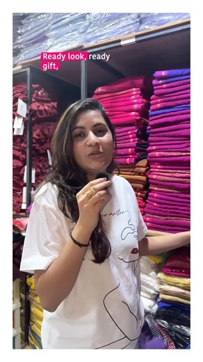 Eternity by Sakshi | Sarees | Blouses on Instagram: "Ab tak girlfriend ko gift kya dena hai… yehi soch rahe ho na? Flowers? Chocolates? Teddy? Bhai… thoda upgrade karo. 😌 Sach bataun… Saree mein vo sabse zyada sundar lagti hai. Elegant. Classy. Unforgettable. Isliye maine aapki life sort kar di hai. ❤️ ✨ Eternity by Sakshi Valentine Sale ✨ 7th Feb se 14th Feb tak For the first time ever — Direct Saree + Blouse Combos on special offers Ready gifts. Ready looks. Ready smiles. Matlab… zero confusi