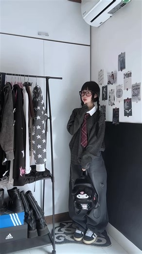 🐰ྀི on Instagram: "still sleepy but getting dressed 🥱🥱😴 ┊ ┊ ☆ ┊ ★ ☆ Ootd, fits, style inspo, fashion reels, grwm, cozy fashion, style reel, daily outfit, what i wore, pinterest inspired, ootd reel, outfit inspo, fashion archive, style inspo, printerest style, casual, summer, fits, styling, stylingtips, winter ┊ ┊ ☆ ┊ ★ ☆ #ootd #grwm #outfitideas #whatiworetoday #fashionreels"